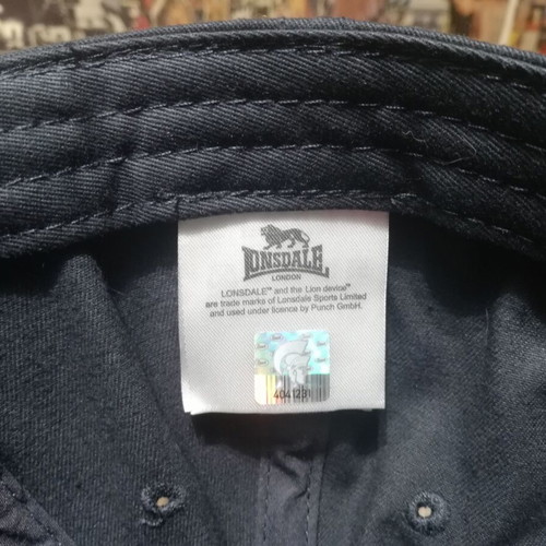 Lonsdale hat new dark blue
