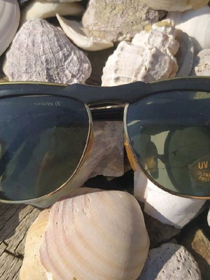 Vintage 90s Sunglasses new, UV 400 protection, Italy design