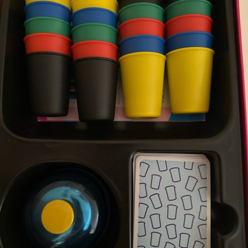 Speedcups board game like new