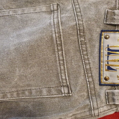 Escada gray denim skirt medium new