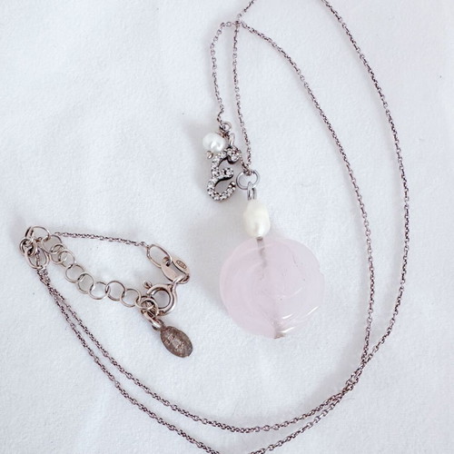 Gregio silver necklace used with rose quartz, pearls and zirconia charms