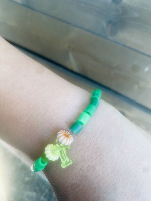 Women's bracelet new, green