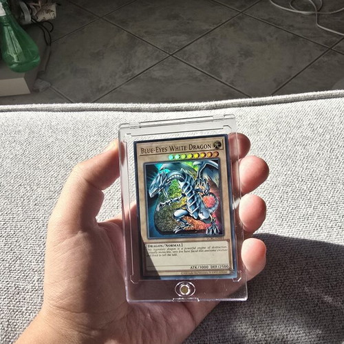 Yu-Gi-Oh! 3x Blue-Eyes White Dragon Ultra Rare Set new with magnetic cases