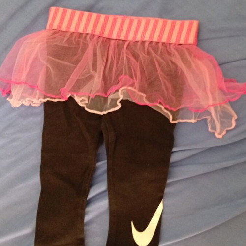 Nike ballet leggings with pink fuchsia skirt for 1-year-old girl like new