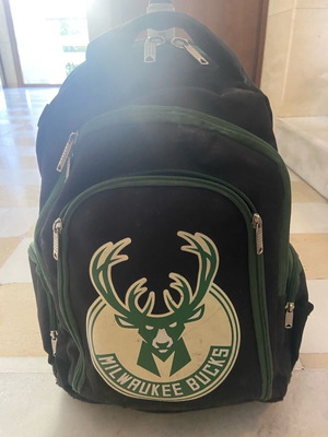 School bag with wheels Milwaukee Bucks used