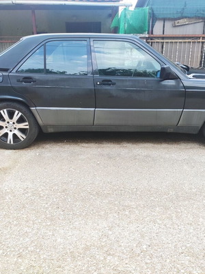 Mercedes-Benz 190E μεταχειρισμένο, μαύρο, χειροκίνητο, 1.8L βενζίνη, 1991