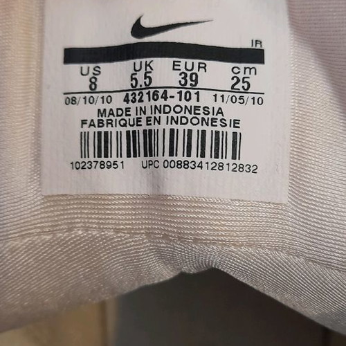 Nike athletic boots used, size 38, white