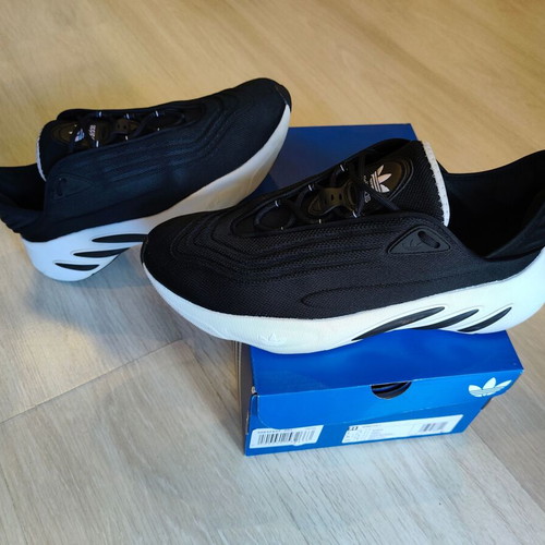 Adidas Adifom SLTN sneakers very good condition, size 47 1/3