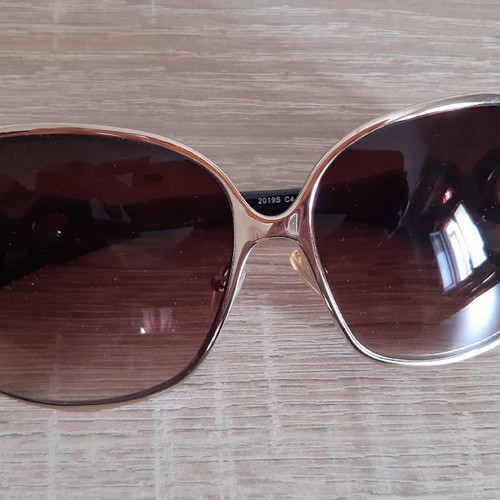 Sunglasses (final price)