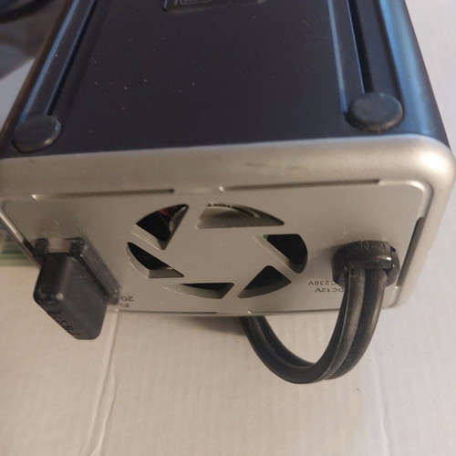 Belkin F5C412EB140W AC Anywhere power inverter 140W like new