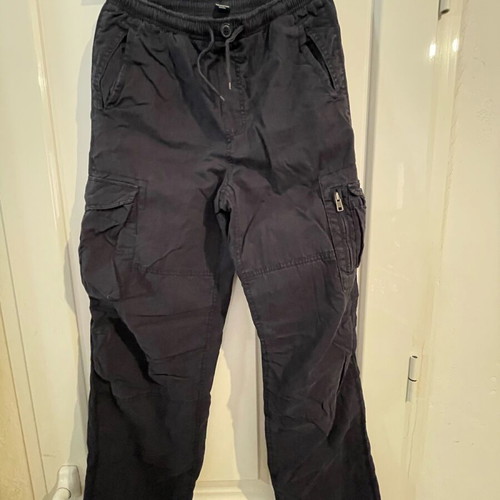 Gap Kids cargo pants lined like new, age 14-16, navy and grey