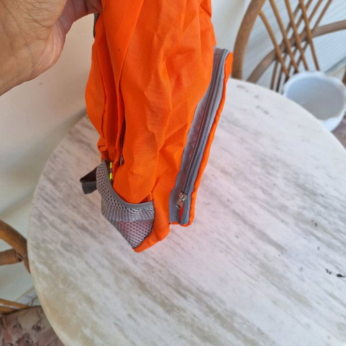 Orange backpack like new for holidays
