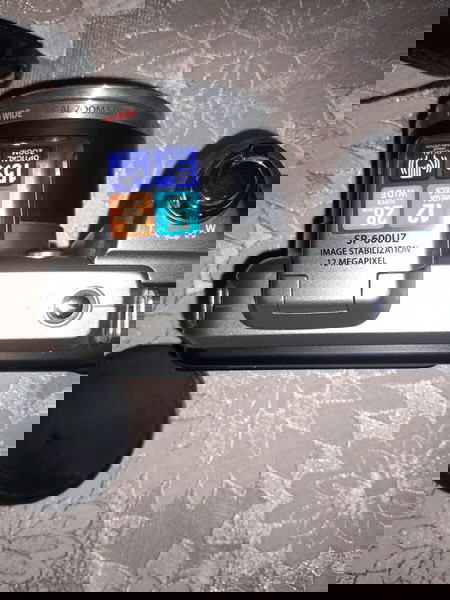 ψηφιακή κάμερα olympus sp 600 uz