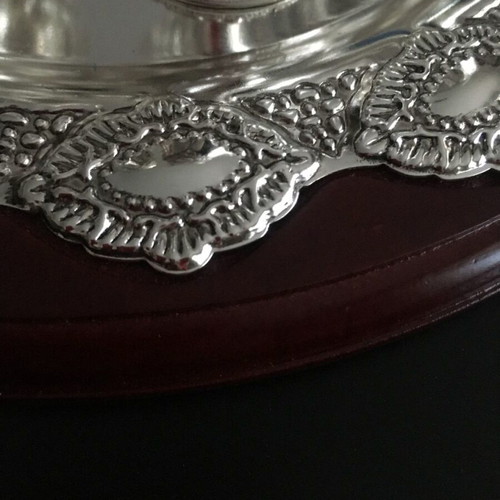 Silver-plated tray with wooden frame and carved glasses, new