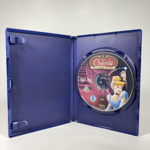 Walt Disney Cinderella A Twist In Time DVD like new with English subtitles
