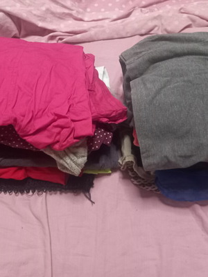 Women's clothing bundle, 19 pieces, mostly size large