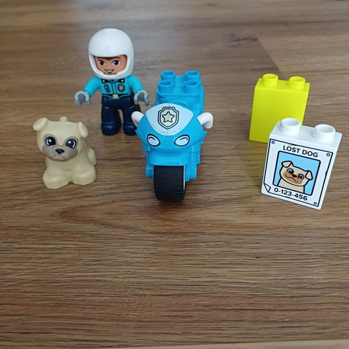 Lego Duplo police officer with motorcycle like new
