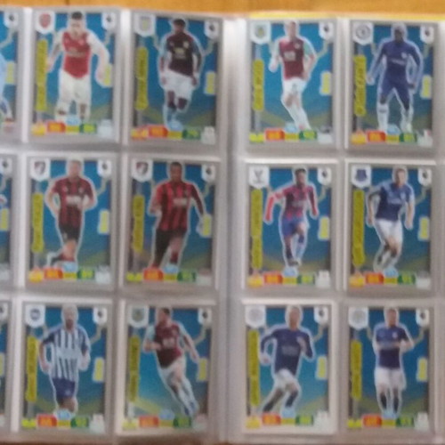 Premier League 2019-2020 Adrenalyn XL album with 407/469 cards like new