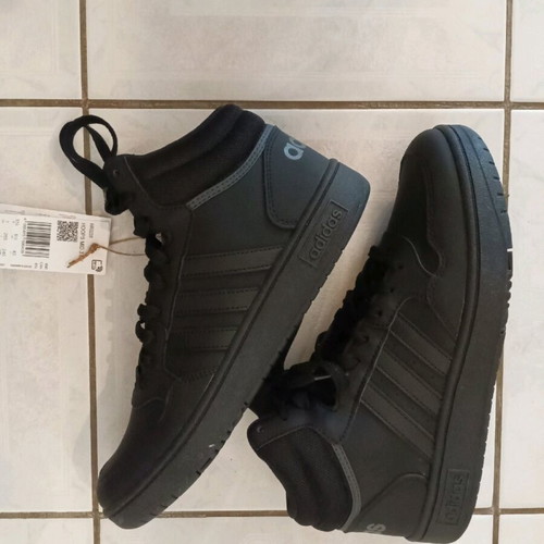 Adidas Hoops Mid 3.0 K new black boots size 40