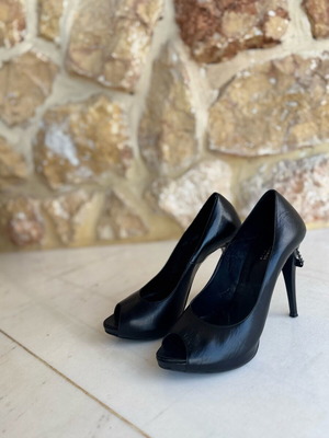 Leather Peep Toe Pumps like new, size 40, black