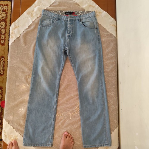 Billabong jeans used, size L, blue, missing first button
