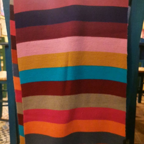 Multicolored scarf like new