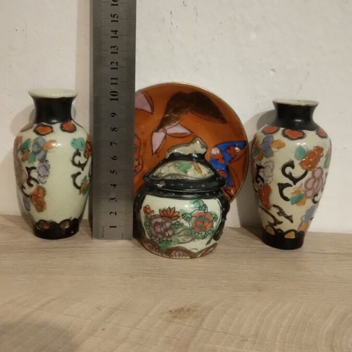 Satsuma miniature set like new, 4 pieces