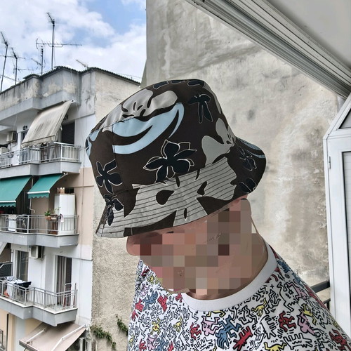 Bucket hat Karisma like new with floral pattern, size 58