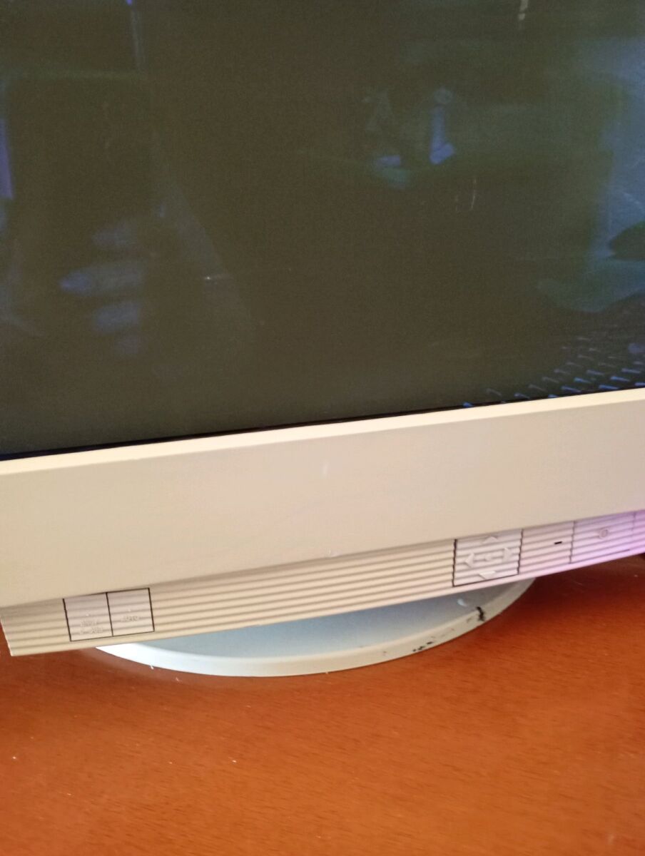 EIZO FlexScan T962 21インチ モニター 引き取り希望 Eiso Flexscan T962 CRT monitor 21 inch… - € 250,00 - Vendora.cy
