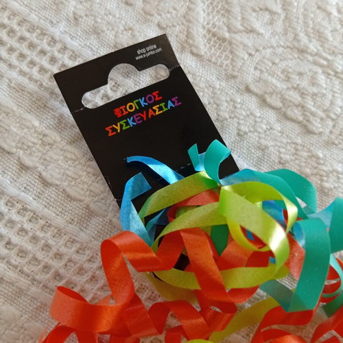 Gift packaging bows new