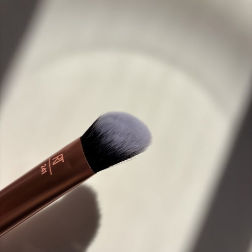Real Techniques Seamless Complexion Brush new, foundation makeup