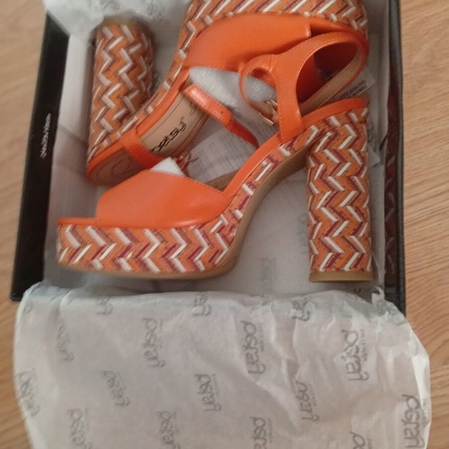 Sandals high heels orange size 37 Betsy