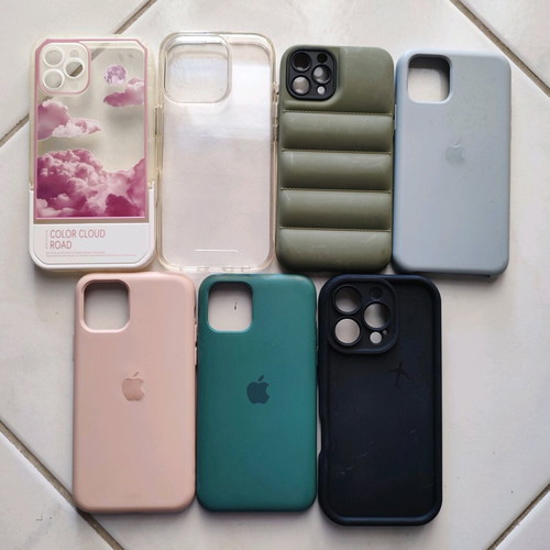 iPhone12 and iPhone pro12 protective cases used