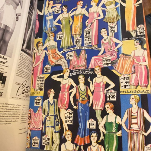 20th Century Fashion coffee table book 100 years of apparel ads like new