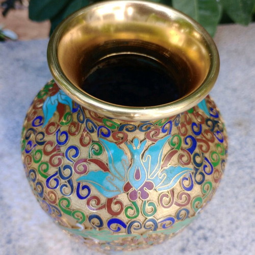 Cloisonne vase handmade authentic new