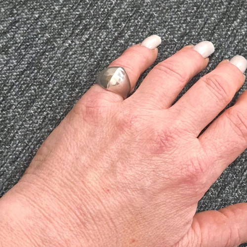 Chevalier ring 925 silver with geometric design like new