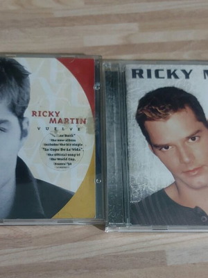 Ricky Martin albums used, pack of 2, Vuelve 1998 and Ricky Martin 1999