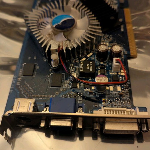 GeForce 7300GT 256MB AGP used graphics card for WinXP