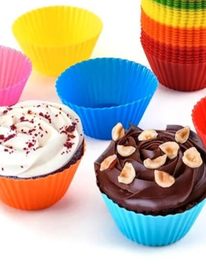 Φορμάκια σιλικόνης για muffins καινούργια, 2 τεμάχια, διάφορα χρώματα 7cm x 3,5cm x 4,4cm