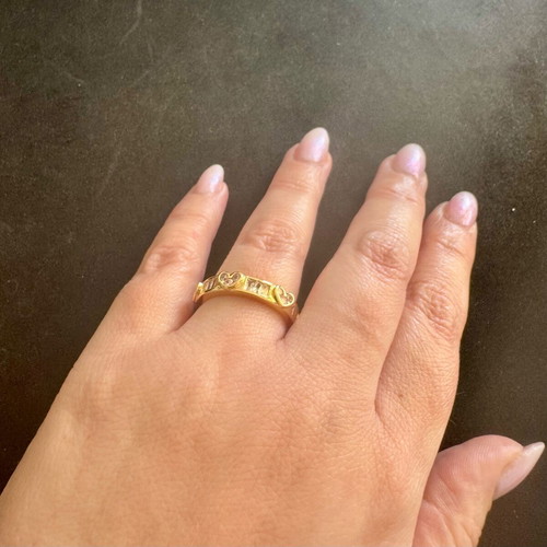 Ring with hearts new, gold-colored