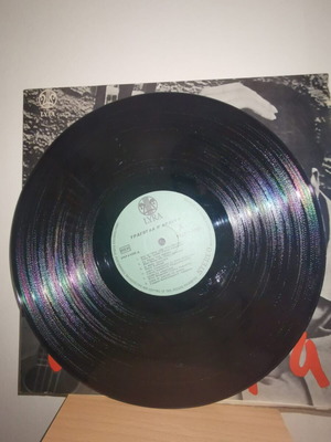 Arleta record like new