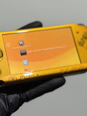 Sony PlayStation Portable PSP-3000 Bright Yellow σαν καινούργιο