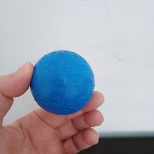 Various toys used, pack of 4 small pieces