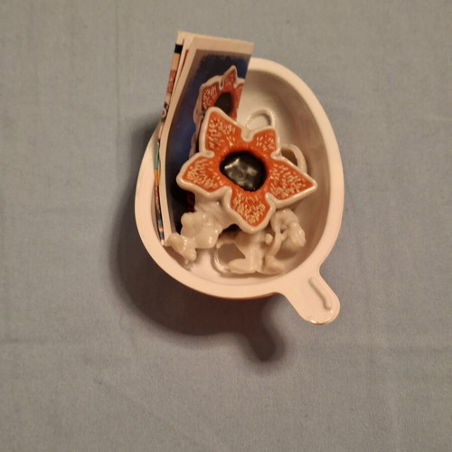 Stranger Things Demogorgon Kinder Joy Funko Pop new