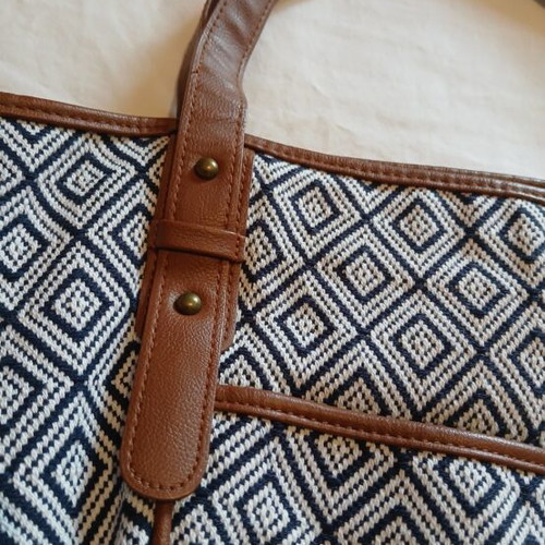 Women's shoulder bag, like new