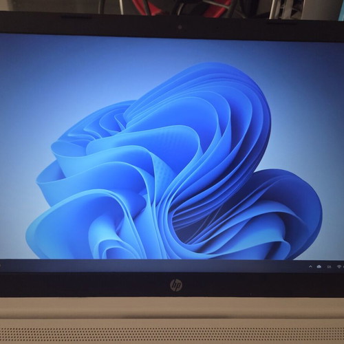 HP laptop 15-db1xxx