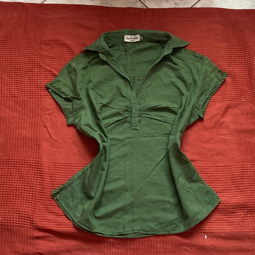 Green short-sleeve top Uno Fashion, Greek production