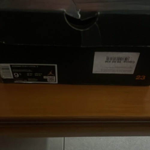 Jordan Stay Loyal 2 sneakers, size 43, black and white