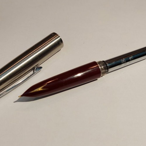 Vintage HERO 329 writing set new, pen and nib 1970s