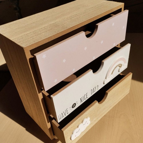 Children's jewelry box like new